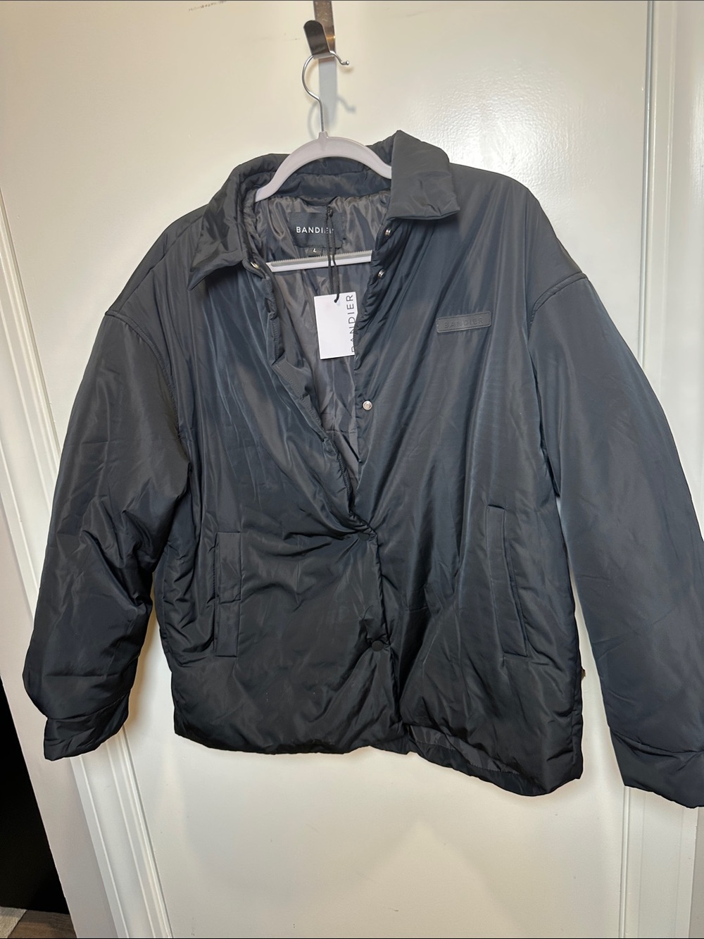 Bandier Women's Black Puffer Jacket - Cozy Lightweight Coat (04)
